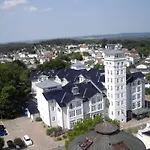 호텔 Vju Ruegen 4*