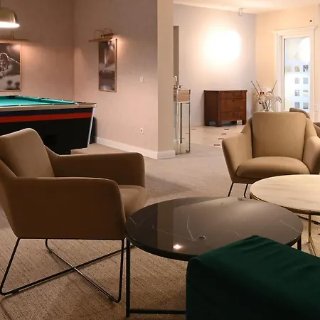 فندق Vju Ruegen 4*