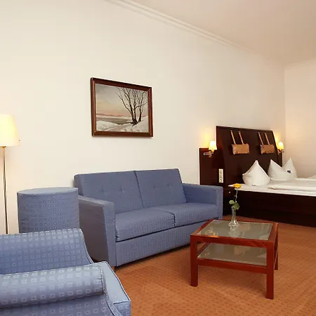 Vju Ruegen فندق غورين