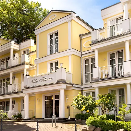 Vju Ruegen فندق غورين